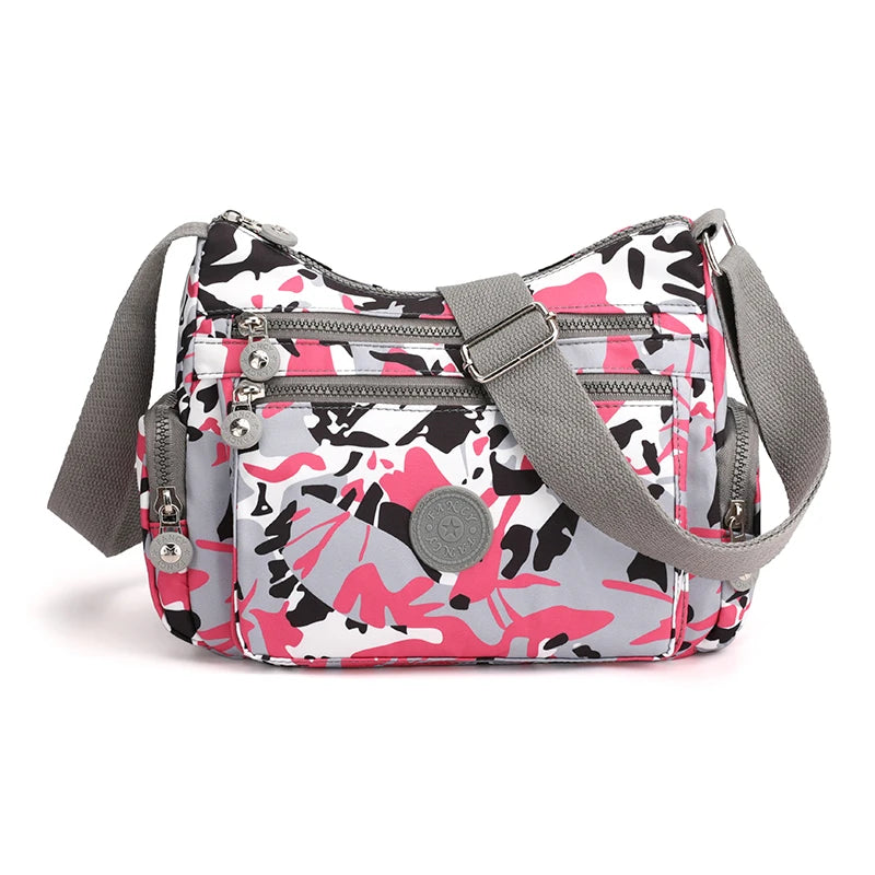Women's Nylon Zipper Closure Solid Pattern Casual Shoulder Bag