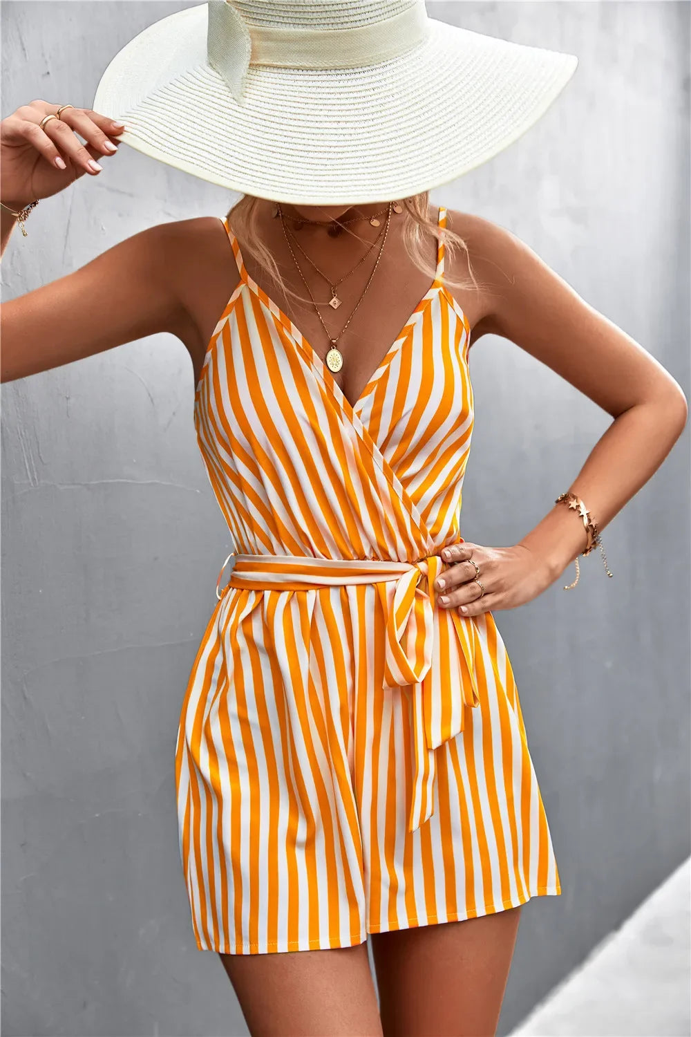 Women's Polyester V-Neck Sleeveless Striped Pattern Jumpsuit