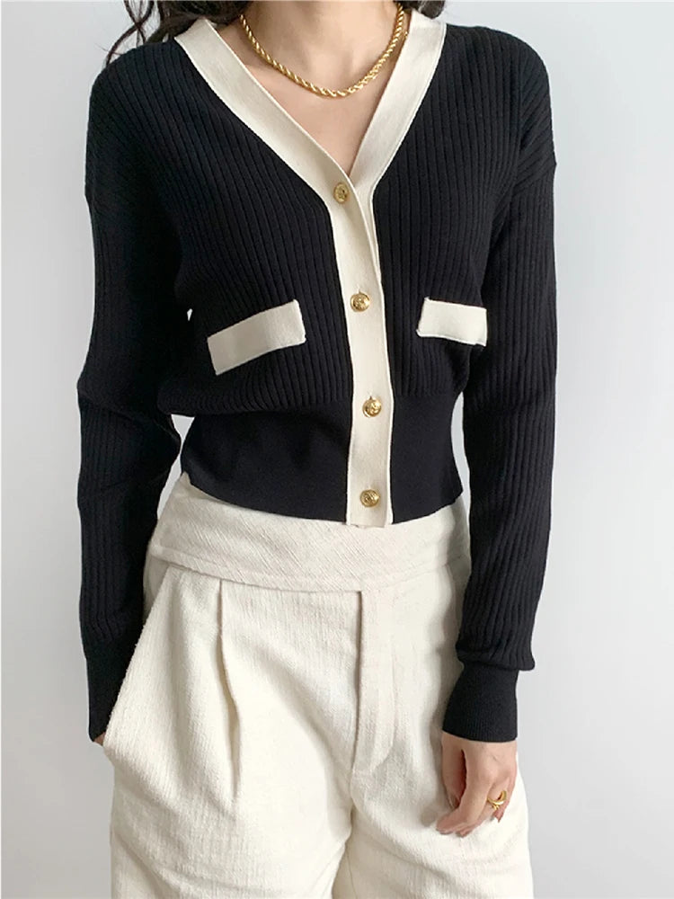 Women's Polyester V-Neck Long Sleeve Mixed Colors Cardigan