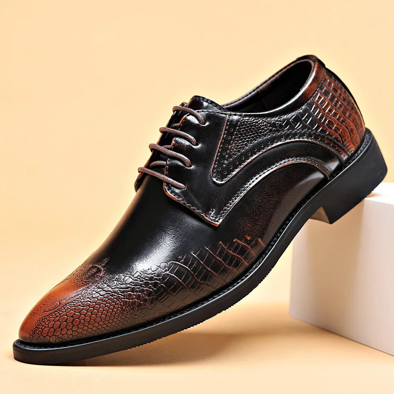 Men's Patent Leather Pointed Toe Lace-Up Closure Formal Shoes