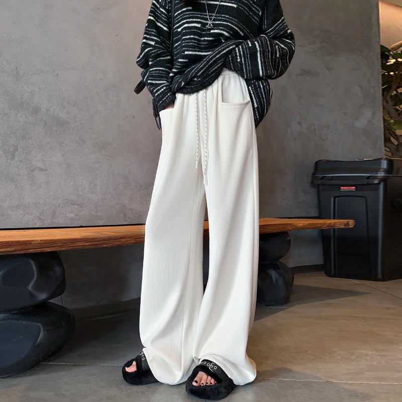 Women's Polyester Elastic Closure High Waist Casual Wear Trousers