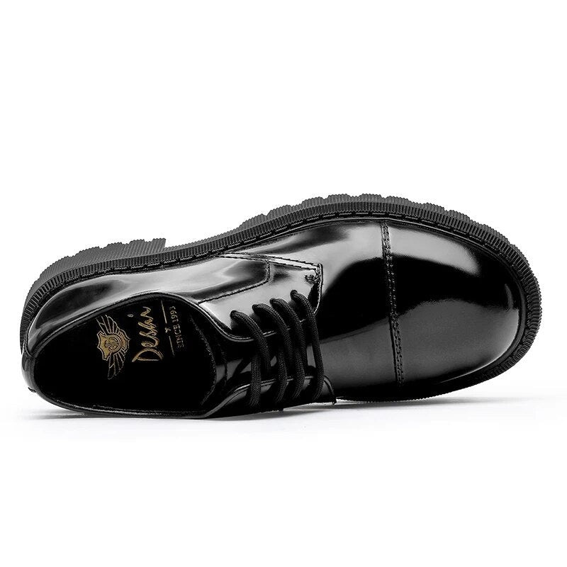 Men's Genuine Leather Round Toe Lace-up Closure Casual Shoes