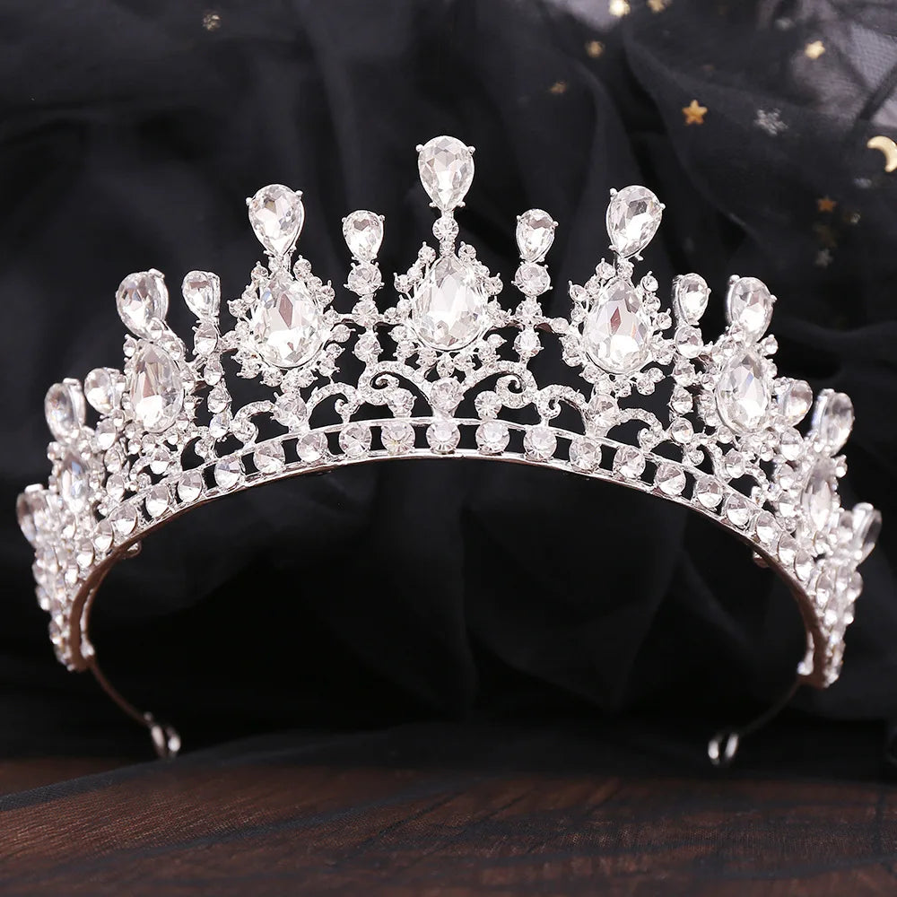 Women's Zinc Alloy Geometric Pattern Tiaras Bridal Wedding Crown