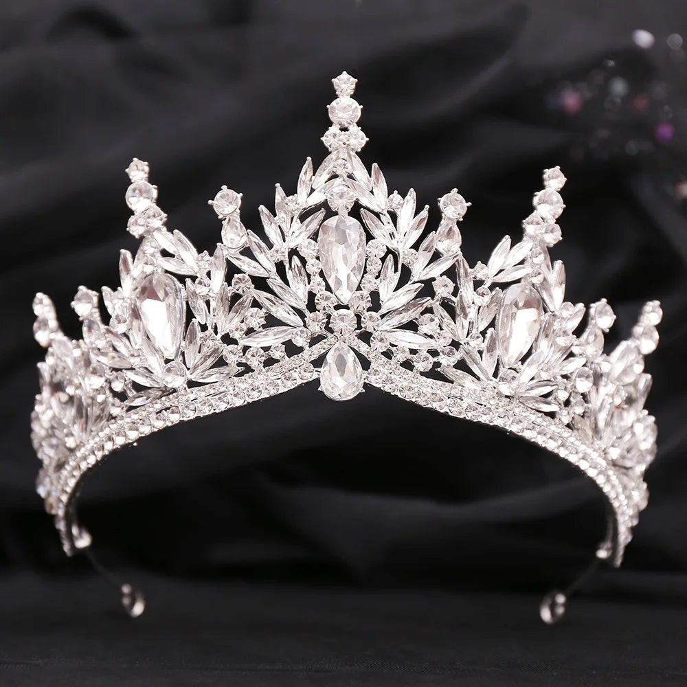 Women's Zinc Alloy Plant Pattern Tiaras Bridal Classic Crown