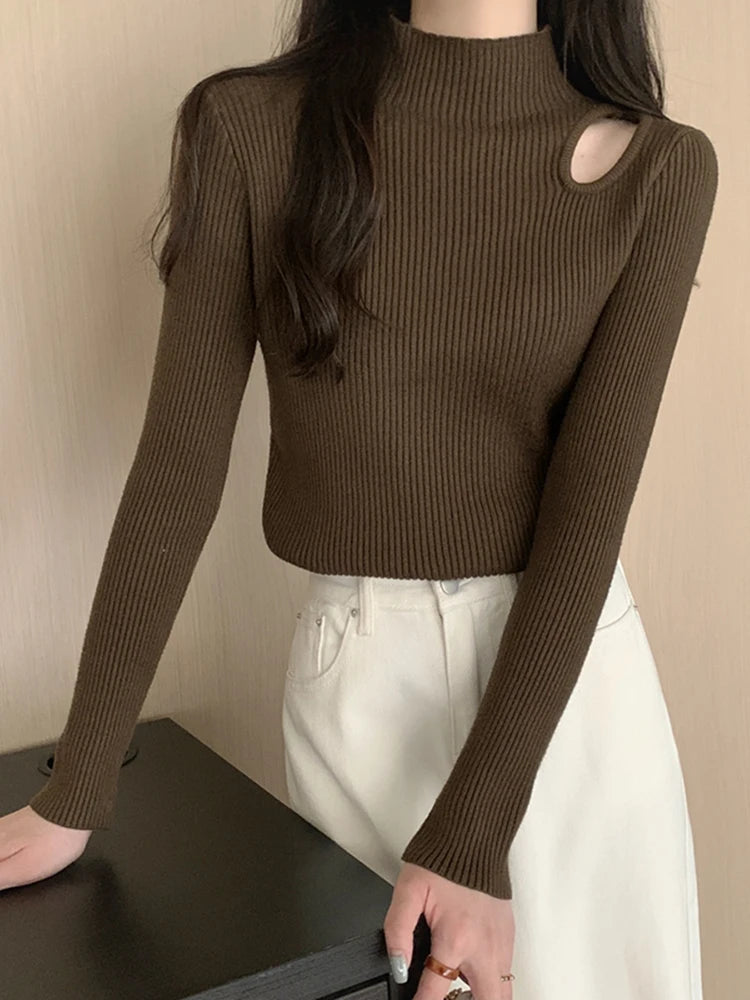 Women's Polyester Mock-Neck Long Sleeves Solid Pattern Sweater