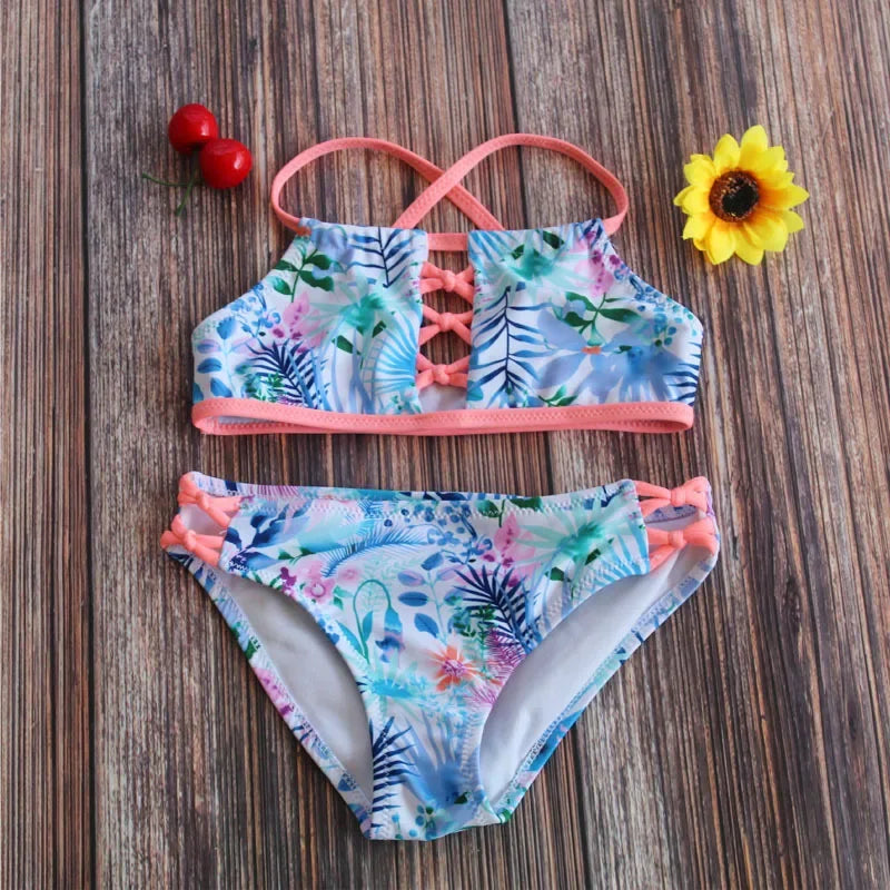 Kid's Polyester Square-Neck Printed Pattern Trendy Swimwear Suit