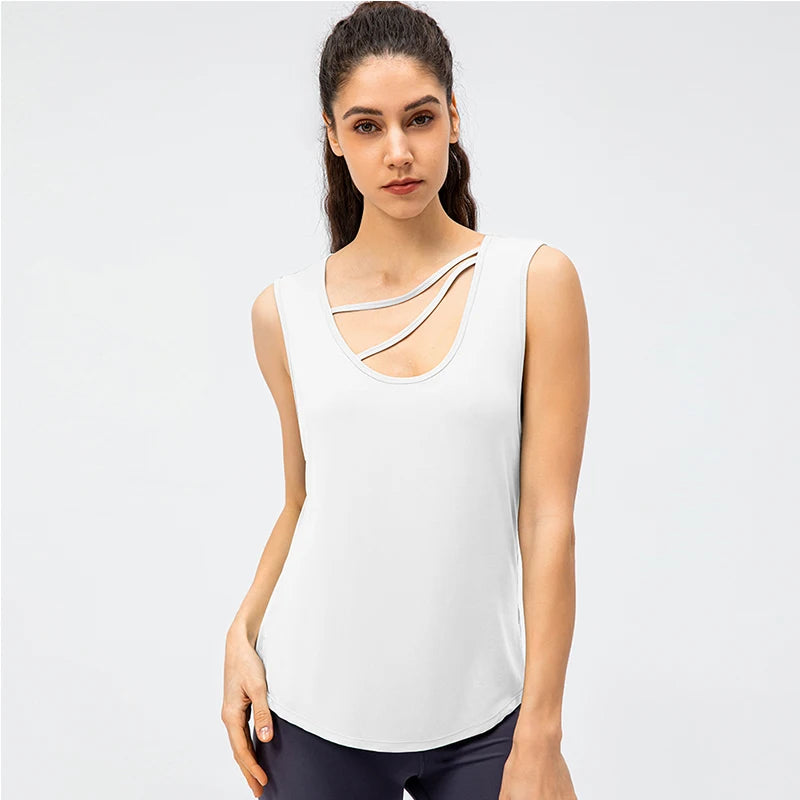 Women's Polyester O-Neck Sleeveless Breathable Yoga Workout Top