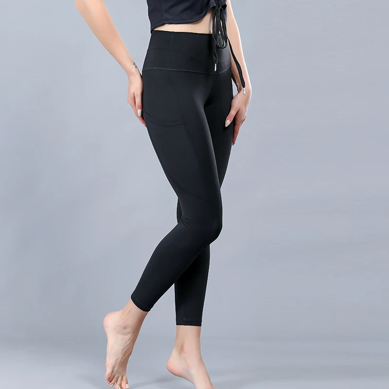 Women's Polyester Elastic Waist Full Length Solid Pattern Pant