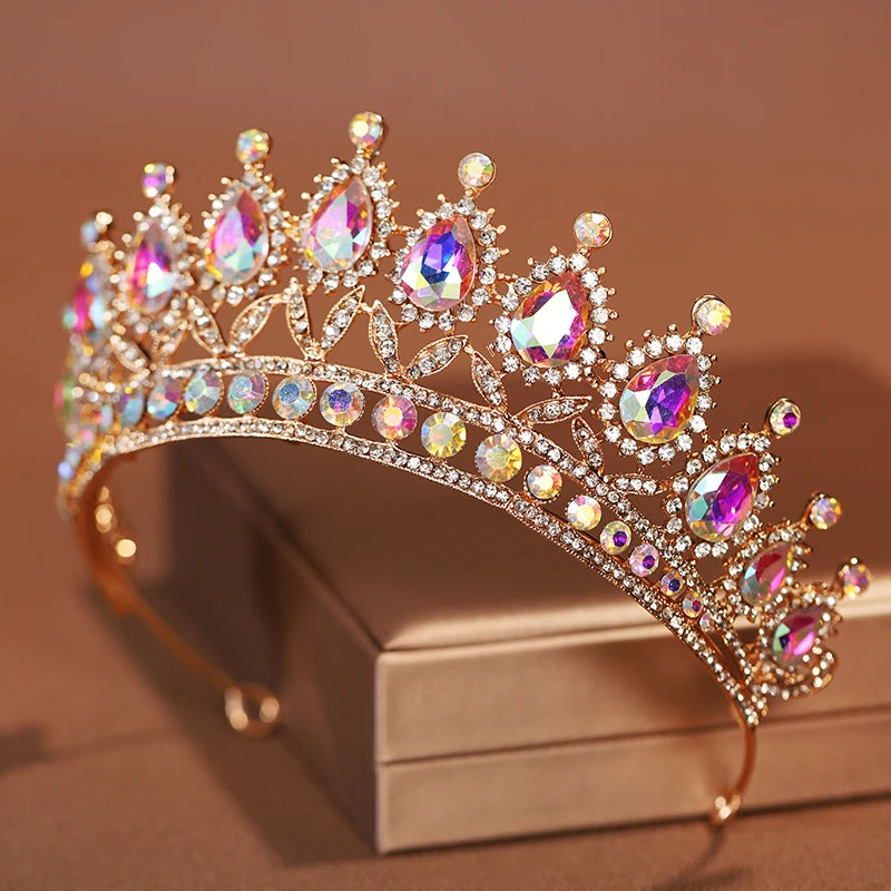 Women's Zinc Alloy Plant Pattern Tiaras Bridal Classic Crown