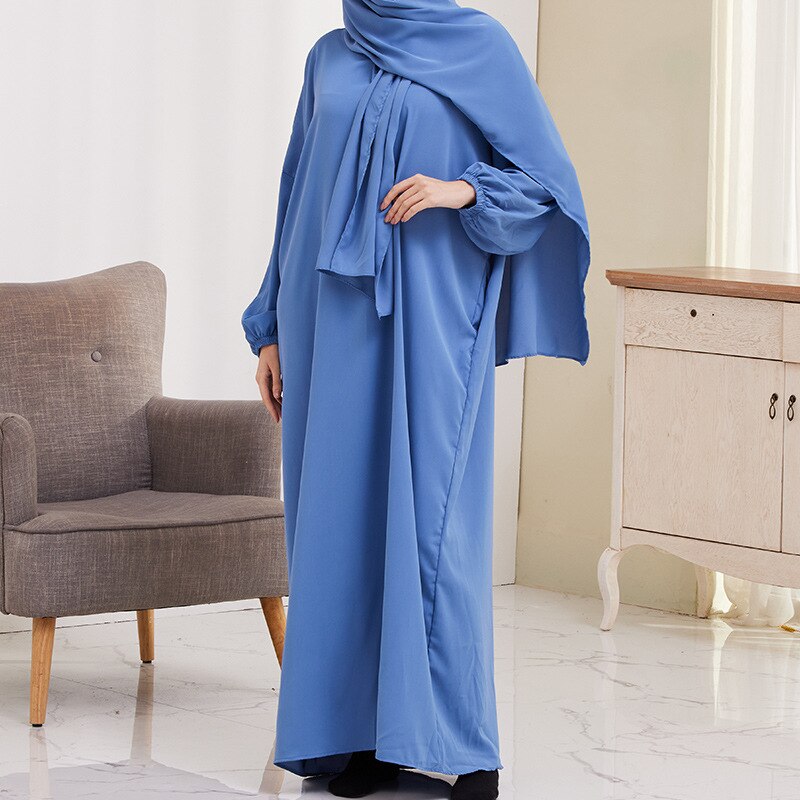 Women's Arabian Polyester Full Sleeve Solid Pattern Casual Abaya