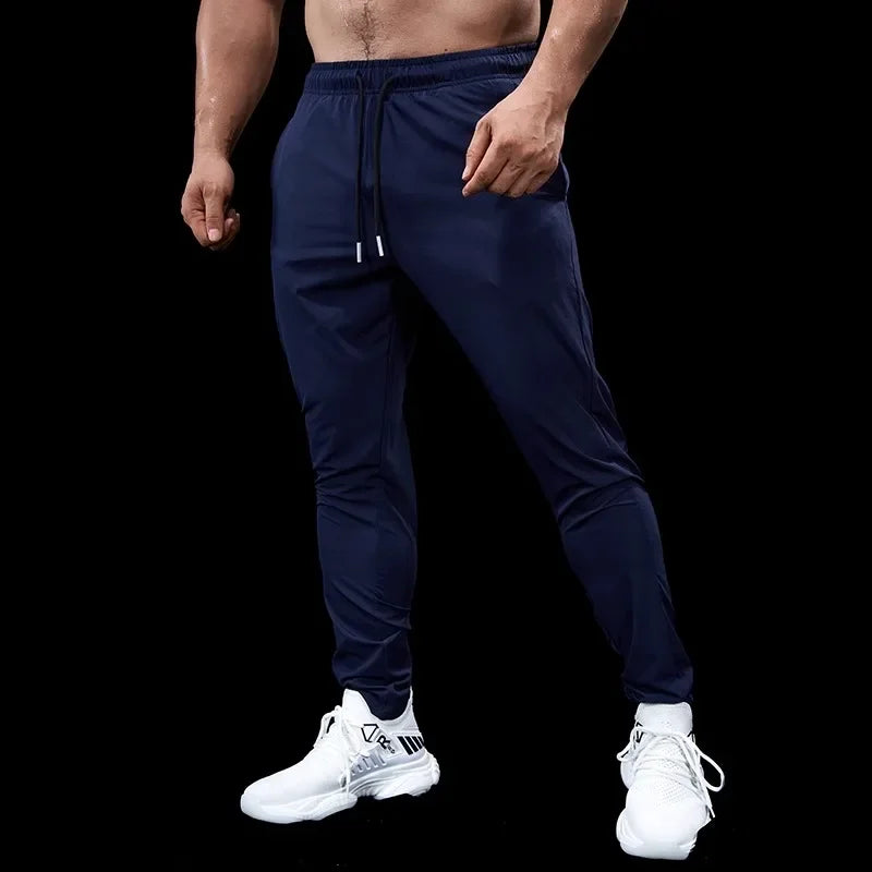 Men's Polyester Drawstring Closure Sweatpants Gymwear Trousers