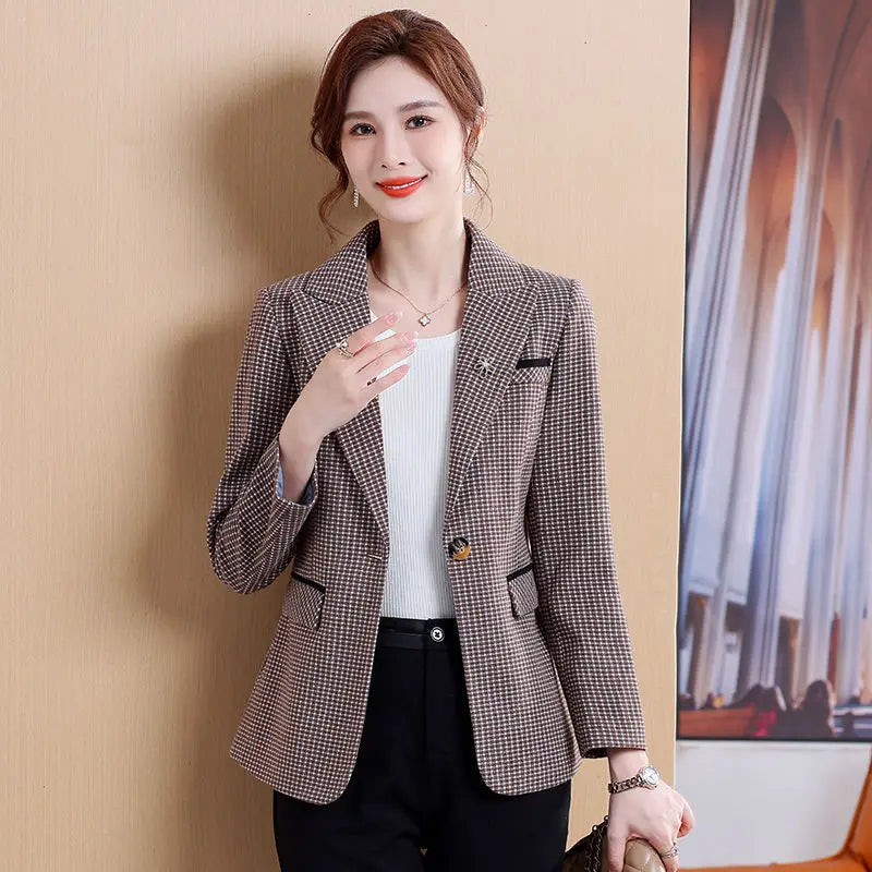 Women's Polyester Notched Collar Long Sleeve Single Button Blazer