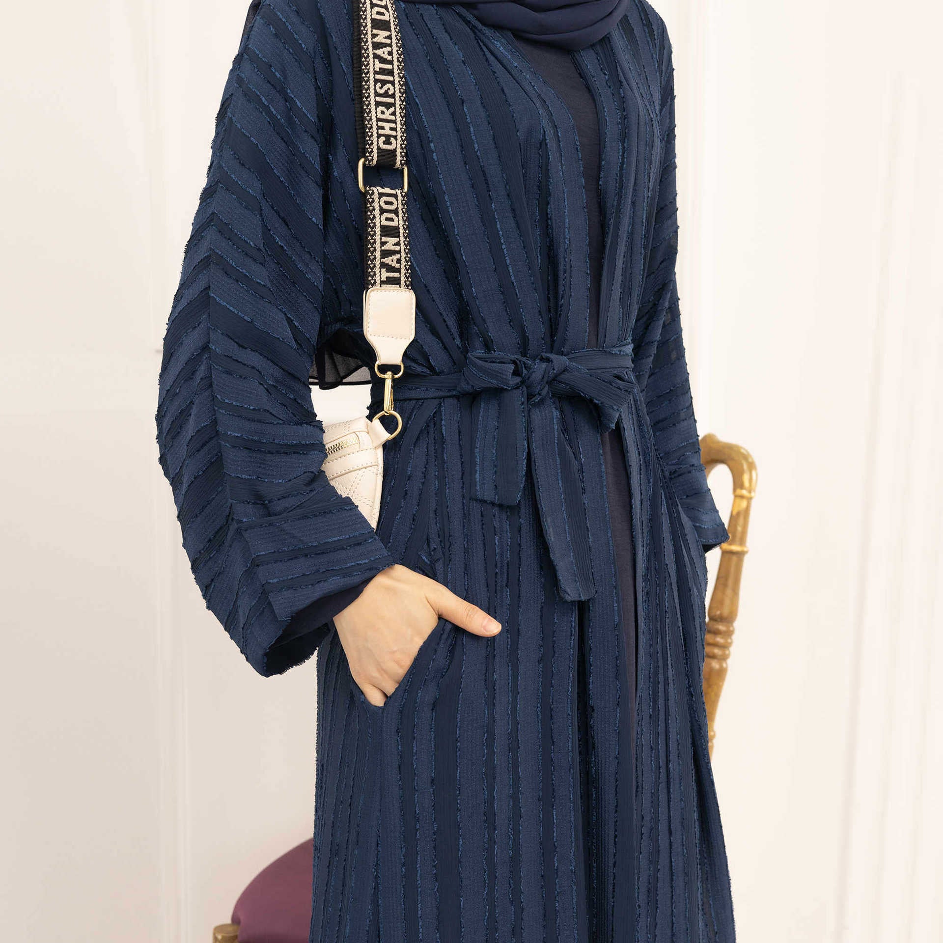 Women's Arabian Polyester Full Sleeve Solid Pattern Casual Abaya