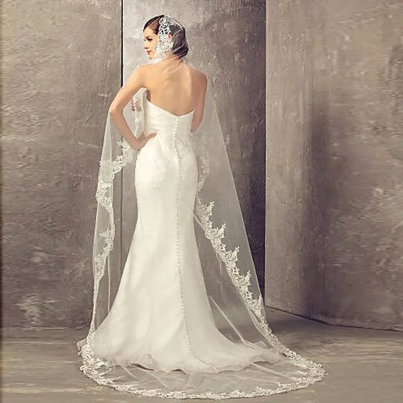 Women's Polyester Lace Edge One-Layer Cathedral Wedding Veils