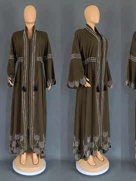 Women's Arabian Polyester Full Sleeves Embroidery Pattern Dress