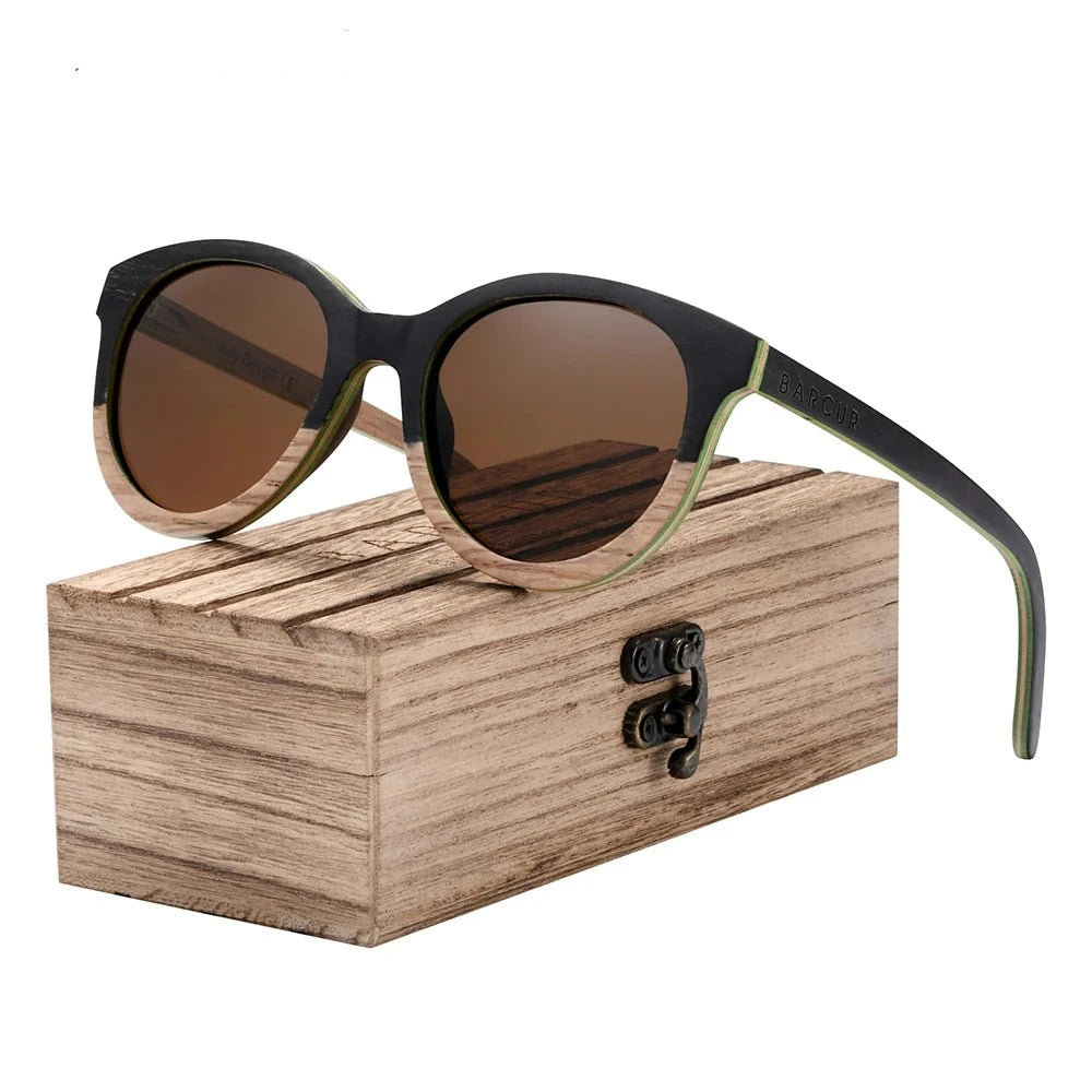 Women's Wooden Frame Polaroid Lens Square Shaped Sunglasses