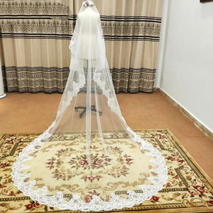 Women's Polyester Applique Edge One-Layer Cathedral Wedding Veils