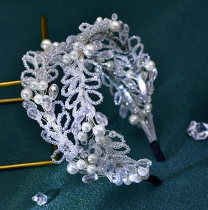 Women's Pearl Plant Pattern Luxury Tiaras Bridal Wedding Crown