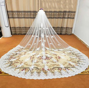 Women's Polyester Applique Edge One-Layer Cathedral Wedding Veils