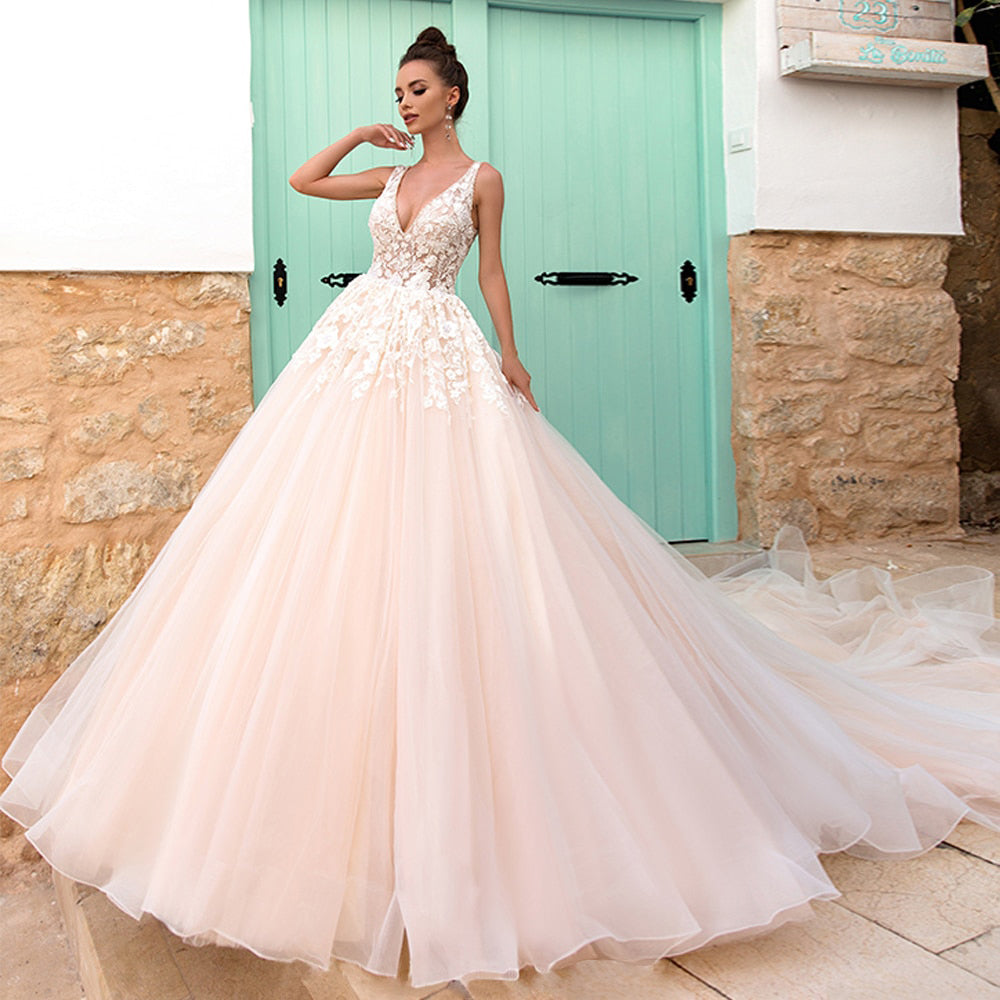 Women's V-Neck Sleeveless Court Train Backless Wedding Dress