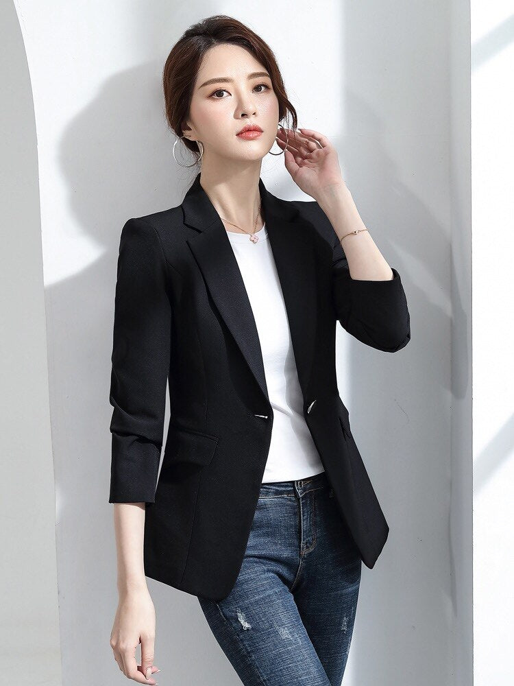 Women's Notched Collar Full Sleeves Single Button Casual Blazers