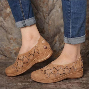 Women's PU Leather Round Toe Slip-On Patchwork Casual Wear Shoes