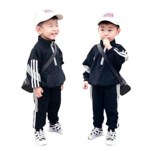 Kid's Cotton Full Sleeves Pullover Closure Hooded Two-Piece Suit