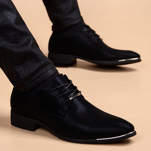 Men's Pointed Toe Lace Up Closure Breathable Solid Casual Shoes