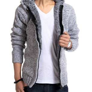 Men's Polyester Full Sleeves Zipper Closure Hooded Winter Sweater