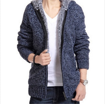 Men's Polyester Full Sleeves Zipper Closure Hooded Winter Sweater