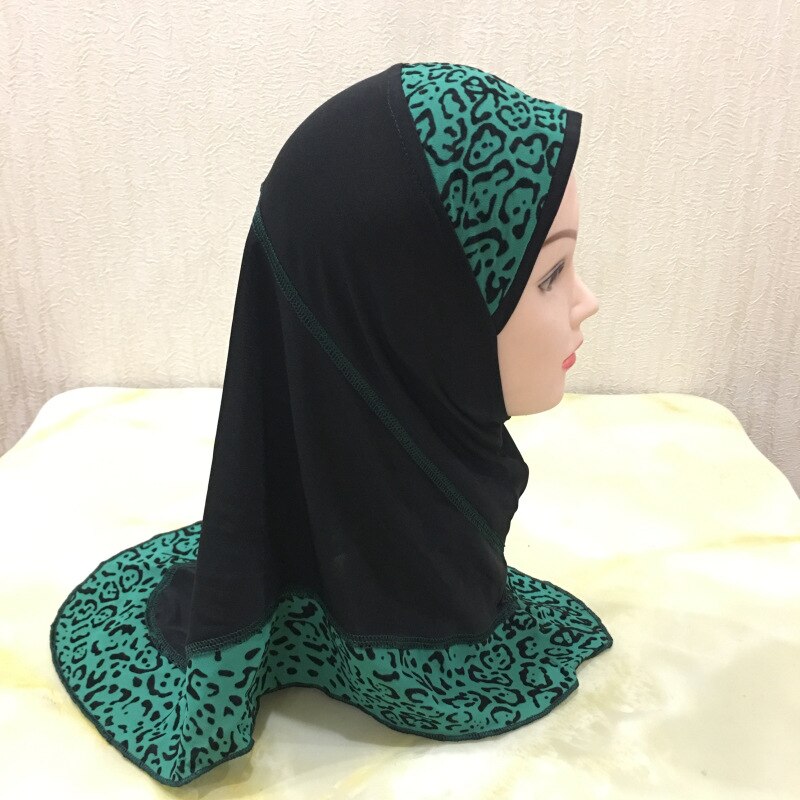 Women's Arabian Polyester Headwear Leopard Printed Hijabs