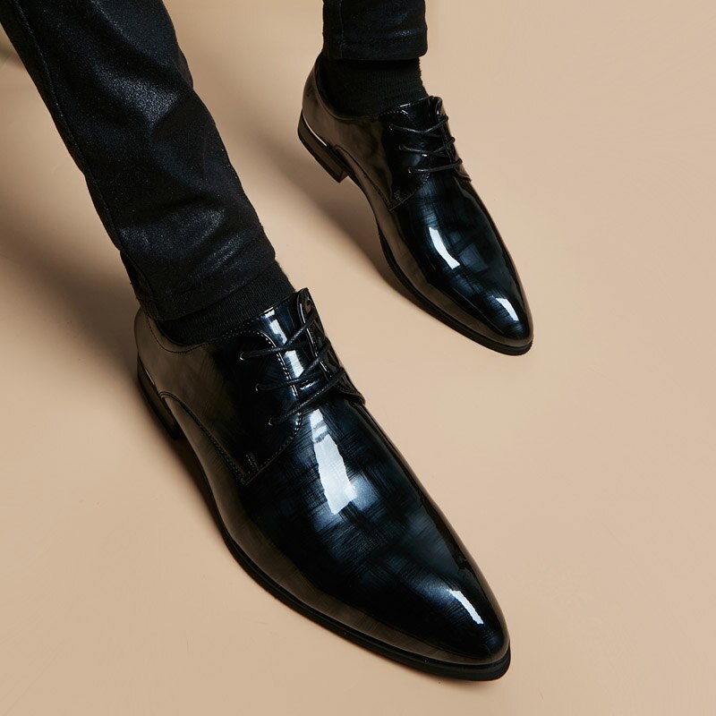 Men's Pointed Toe Patent Leather Lace-up Closure Trendy Shoes