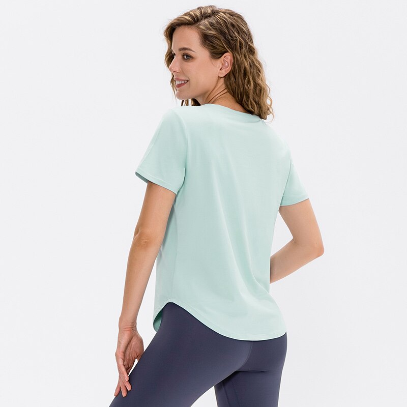 Women's Polyester O-Neck Short Sleeves Seamless Workout Yoga Top