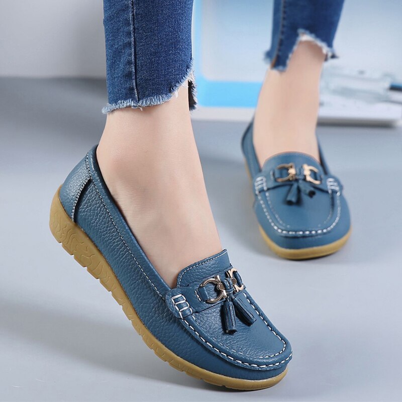 Women's Split Leather Round Toe Slip-On Casual Wear Flat Shoes