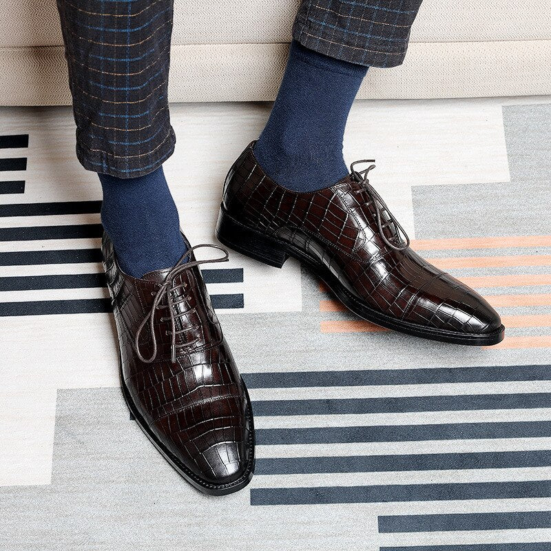 Men's Genuine Leather Round Toe Lace-up Closure Formal Shoes