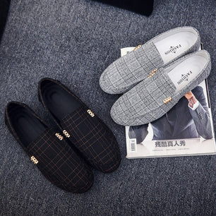 Men's Canvas Round Toe Slip-On Breathable Plaid Pattern Shoes