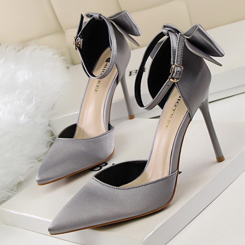 Women's Pointed Toe Buckle Strap Closure Thin Heels Pumps Shoes
