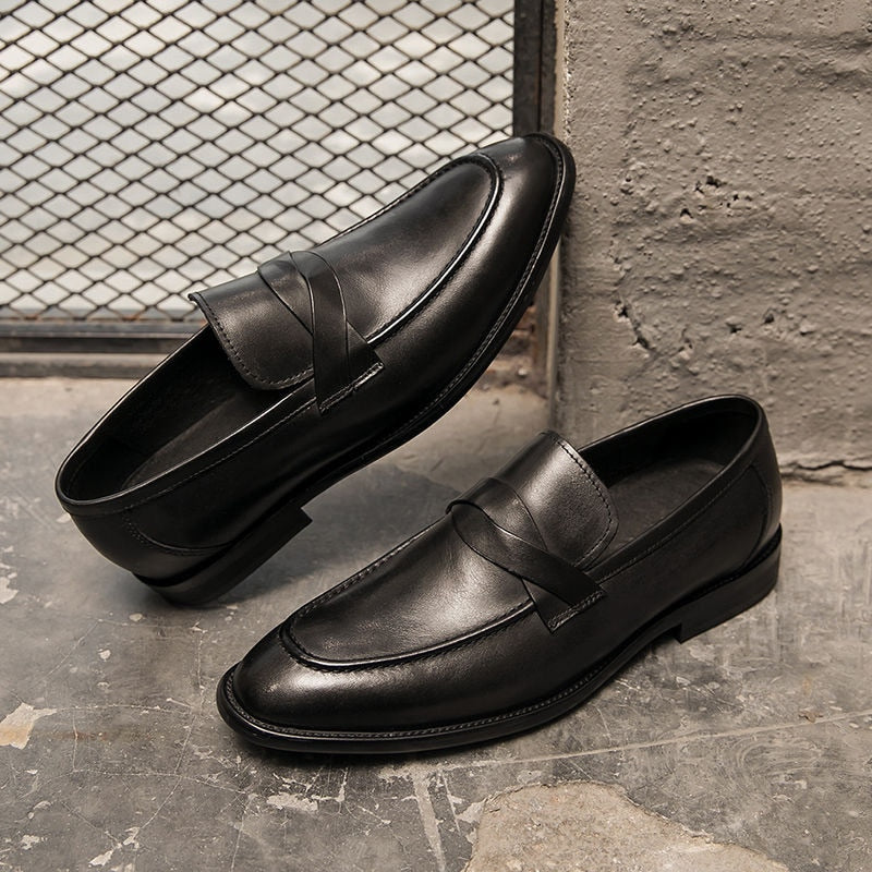 Men's PU Leather Pointed Toe Slip-On Closure Solid Casual Shoes