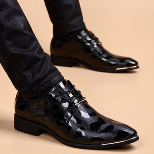 Men's Patent Leather Breathable Pointed Toe Lace-up Casual Shoes