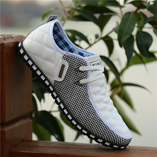 Men's Artificial Leather Lace-up Closure Breathable Casual Shoes