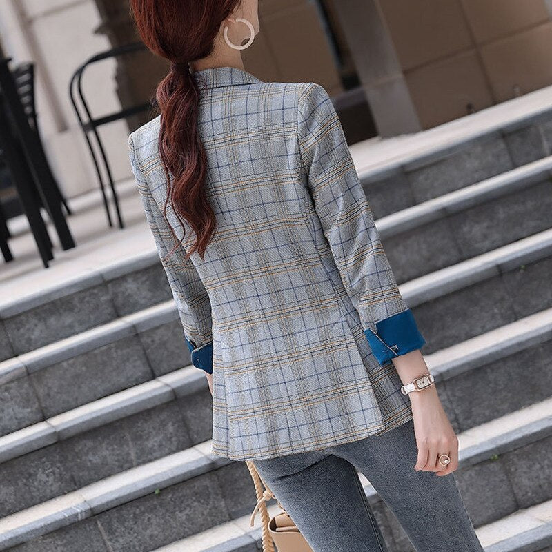 Women's Notched Collar Full Sleeves Single Breasted Plaid Blazers