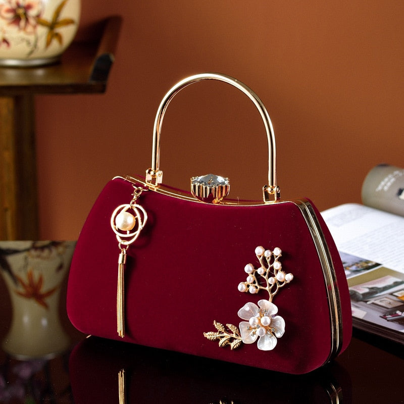 Women's Velvet Hasp Closure Floral Pattern Elegant Handbags