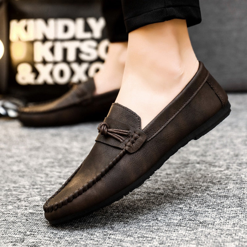 Men's PU Leather Round Toe Slip-On Closure Casual Wear Shoes