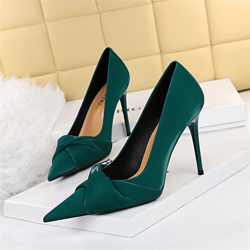 Women's Pointed Toe Slip-On Closure Thin Heels Luxury Pumps Shoes