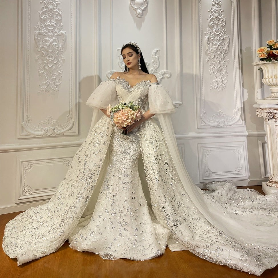 Women's Sweetheart-Neck Full Sleeves Court Train Wedding Dress