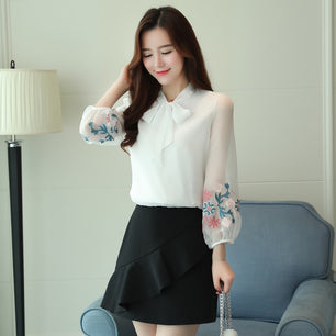 Women's Bow Embroidery Chiffon Quarter Sleeves Vintage Blouse