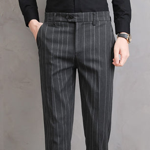 Men's Polyester Zipper Fly Closure Striped Pattern Casual Pants