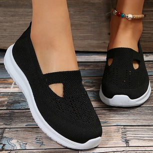 Women's Mesh Round Toe Slip-On Closure Platform Casual Sneakers