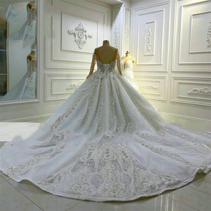 Women's Sweetheart Neck Court Train Luxury Bridal Wedding Dress