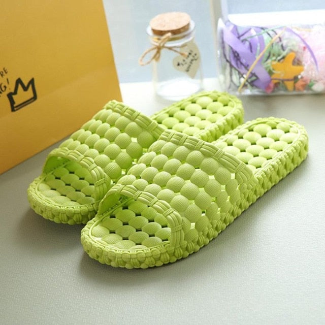 Men's Comfortable Soft Home Walking Bathroom Slippers